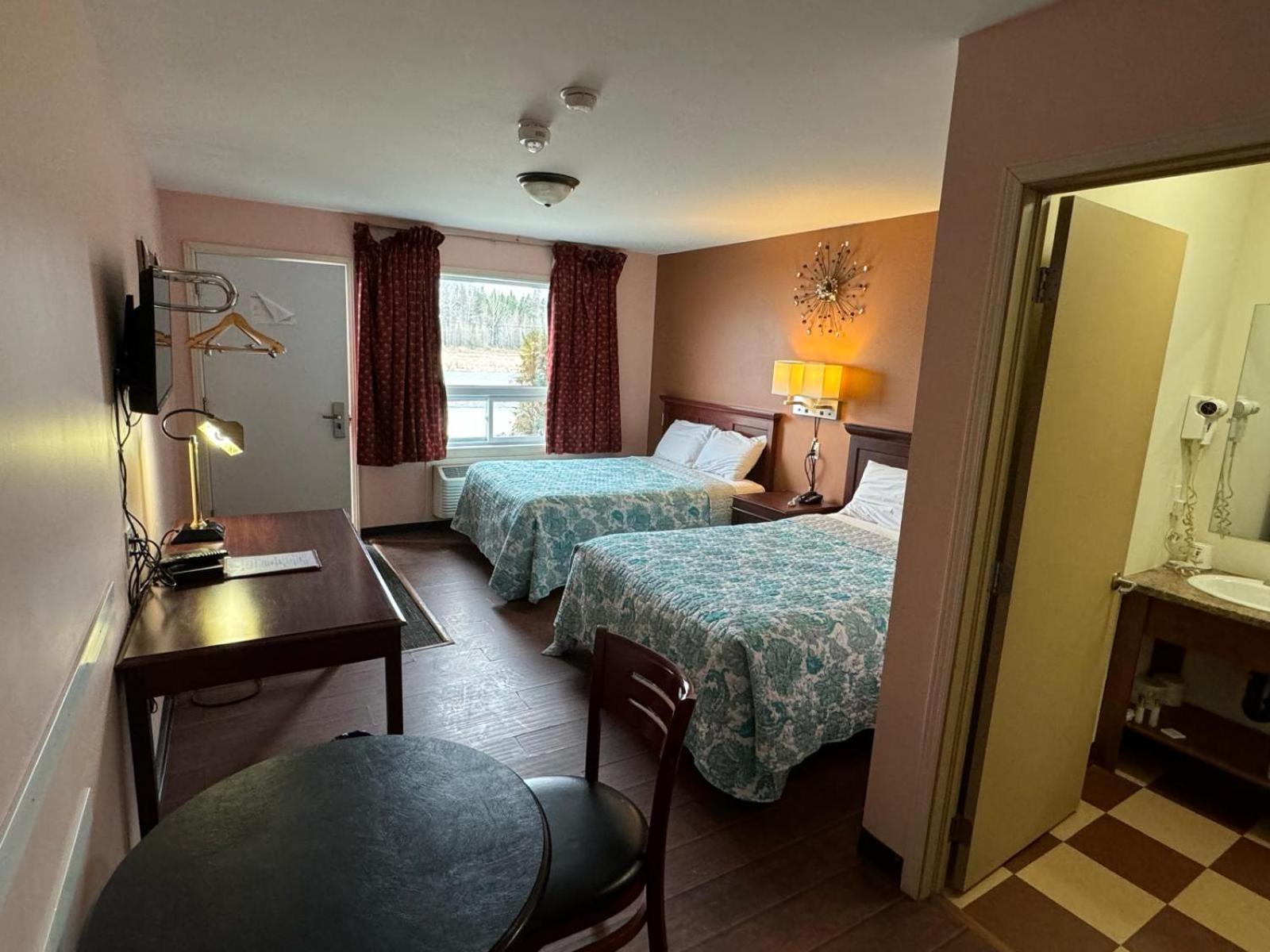 Travel Inn Cochrane Exterior foto